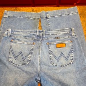 Womens Wrangler. Trouser 15x34